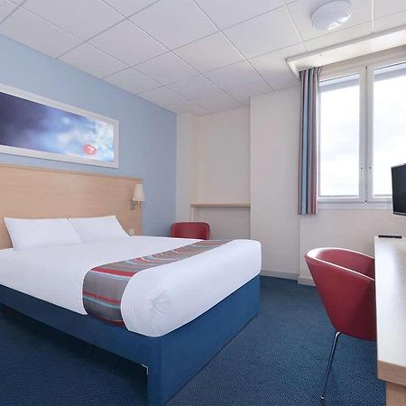 Travelodge Nuneaton Bedworth חדר תמונה