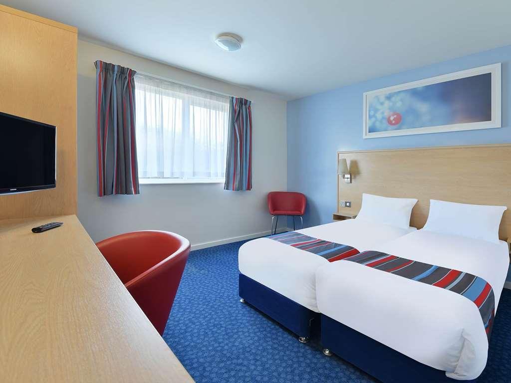 Travelodge Nuneaton Bedworth חדר תמונה